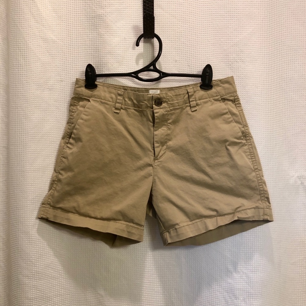 Gap City Khaki Shorts